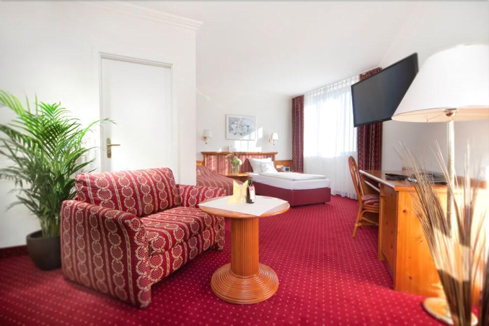 Lechpark Hotel Untermeitingen Bagian luar foto