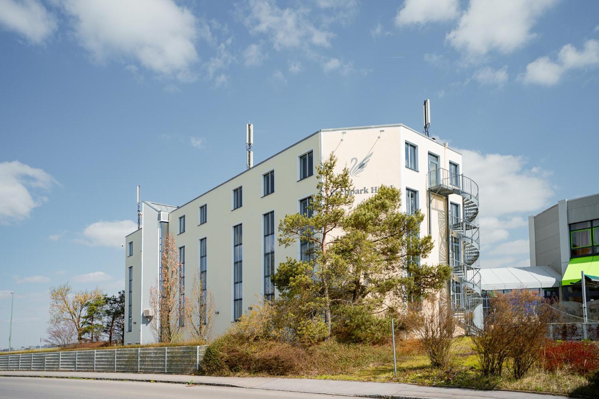 Lechpark Hotel Untermeitingen Bagian luar foto
